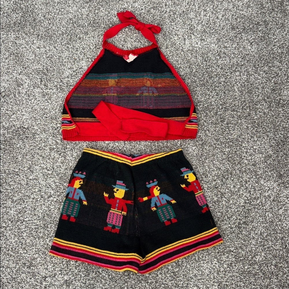 1970s Betsey Johnson Alley Cat Knit Two Piece Halter Set in Happy People Print - Picture 9 of 11